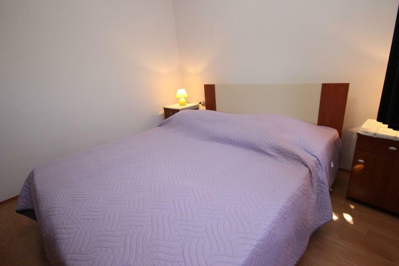 Apartment Sasa Bozac Porec Exterior photo